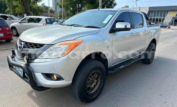 Tenga Tsaru Mazda BT-50 Sirivha Mota in Maputo in Maputo Tenga Tsaru Mazda BT-50 Sirivha Mota in Maputo in Maputo