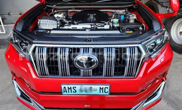 Comprar Novo Toyota Land Cruiser Prado Vermelho Carro em Maputo em Maputo Comprar Novo Toyota Land Cruiser Prado Vermelho Carro em Maputo em Maputo