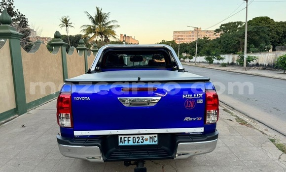 Comprar Usado Toyota Hiluxe Revo Azul Carro em Maputo em Maputo Comprar Usado Toyota Hiluxe Revo Azul Carro em Maputo em Maputo