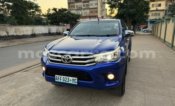 Comprar Usado Toyota Hiluxe Revo Azul Carro em Maputo em Maputo Comprar Usado Toyota Hiluxe Revo Azul Carro em Maputo em Maputo