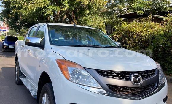 Tenga Tsaru Mazda BT-50 Chena Mota in Maputo in Maputo Tenga Tsaru Mazda BT-50 Chena Mota in Maputo in Maputo