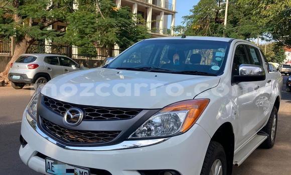 Tenga Tsaru Mazda BT-50 Chena Mota in Maputo in Maputo Tenga Tsaru Mazda BT-50 Chena Mota in Maputo in Maputo