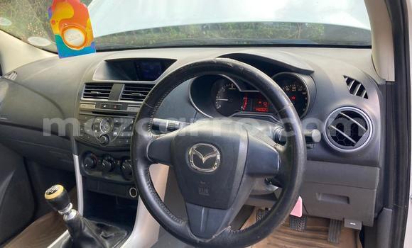 Tenga Tsaru Mazda BT-50 Chena Mota in Maputo in Maputo Tenga Tsaru Mazda BT-50 Chena Mota in Maputo in Maputo