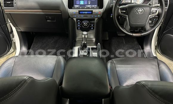 Comprar Novo Toyota Land Cruiser Prado Branco Carro em Maputo em Maputo Comprar Novo Toyota Land Cruiser Prado Branco Carro em Maputo em Maputo