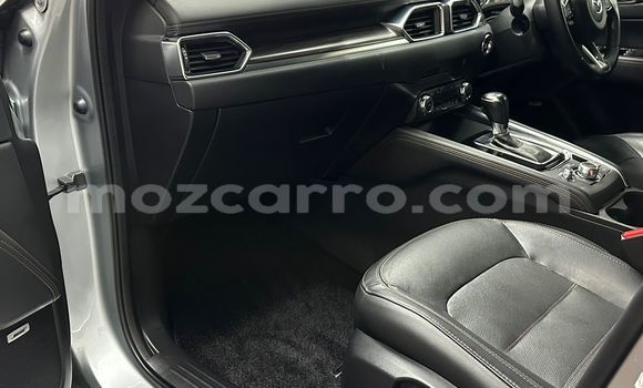 Comprar Novo Mazda CX-5 Branco Carro em Maputo em Maputo Comprar Novo Mazda CX-5 Branco Carro em Maputo em Maputo