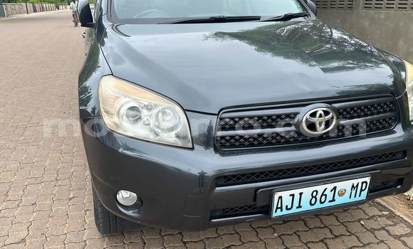 Comprar Usado Toyota RAV4 Prata Carro em Maputo em Maputo Comprar Usado Toyota RAV4 Prata Carro em Maputo em Maputo