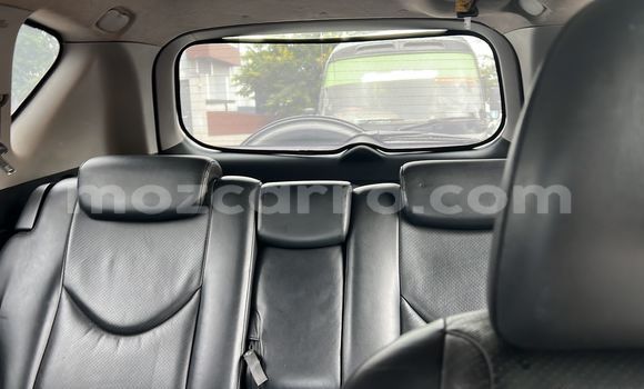 Comprar Usado Toyota RAV4 Prata Carro em Maputo em Maputo Comprar Usado Toyota RAV4 Prata Carro em Maputo em Maputo