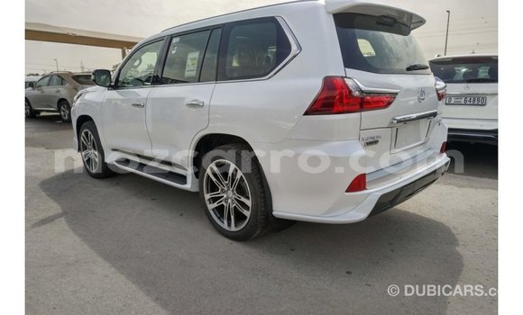Nunua Imported Lexus LX Nyekundu Gari ndani ya Import - Dubai nchini Cabo Delgado Nunua Imported Lexus LX Nyekundu Gari ndani ya Import - Dubai nchini Cabo Delgado