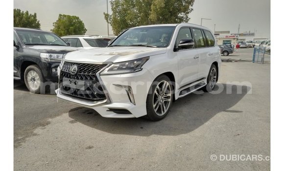 Nunua Imported Lexus LX Nyekundu Gari ndani ya Import - Dubai nchini Cabo Delgado Nunua Imported Lexus LX Nyekundu Gari ndani ya Import - Dubai nchini Cabo Delgado
