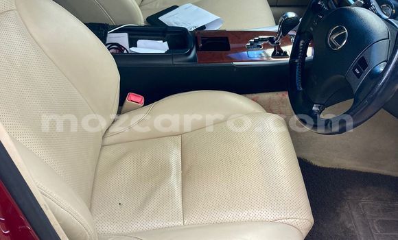 Nunua Ilio tumika Lexus IS Nyekundu Gari ndani ya Maputo nchini Maputo Nunua Ilio tumika Lexus IS Nyekundu Gari ndani ya Maputo nchini Maputo