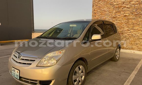 Comprar Usado Toyota Spacio Prata Carro em Maputo em Maputo Comprar Usado Toyota Spacio Prata Carro em Maputo em Maputo