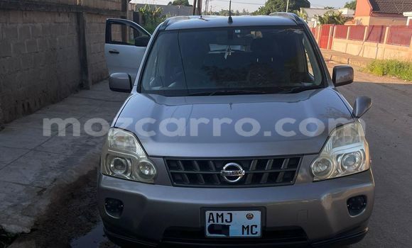 Buy Used Nissan X-Trail Silver Car in Maputo in Maputo
