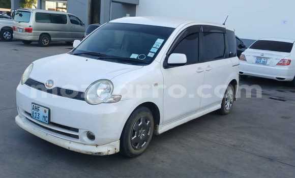 Buy Used Toyota Spacio White Car in Maputo in Maputo Buy Used Toyota Spacio White Car in Maputo in Maputo