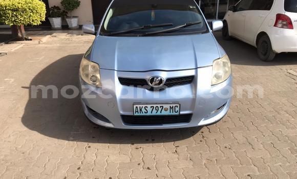 Comprar Usado Toyota Auris Azul Carro em Maputo em Maputo