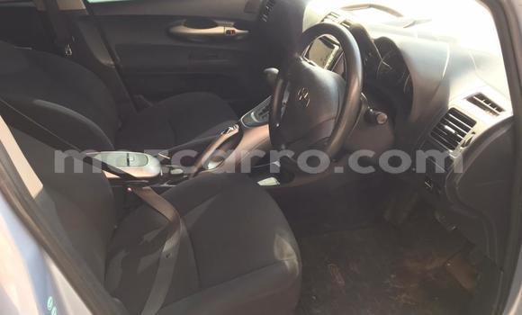 Buy Used Toyota Auris Blue Car in Maputo in Maputo Buy Used Toyota Auris Blue Car in Maputo in Maputo