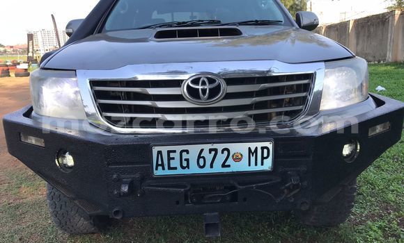 Comprar Usado Toyota Hilux Prata Carro em Maputo em Maputo Comprar Usado Toyota Hilux Prata Carro em Maputo em Maputo