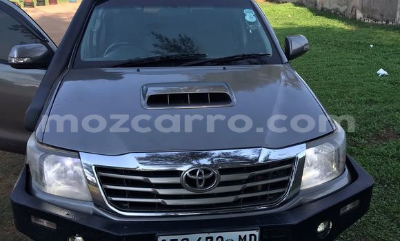 Comprar Usado Toyota Hilux Prata Carro em Maputo em Maputo Comprar Usado Toyota Hilux Prata Carro em Maputo em Maputo