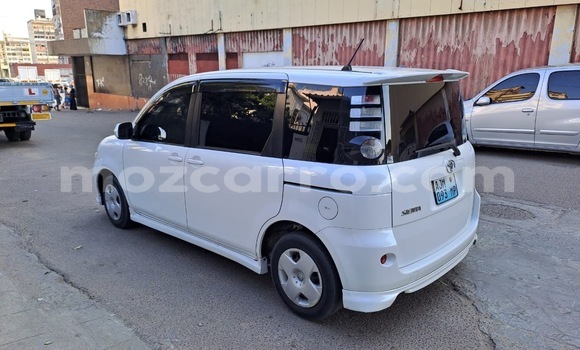 Comprar Usado Toyota Sienta Branco Carro em Maputo em Maputo Comprar Usado Toyota Sienta Branco Carro em Maputo em Maputo