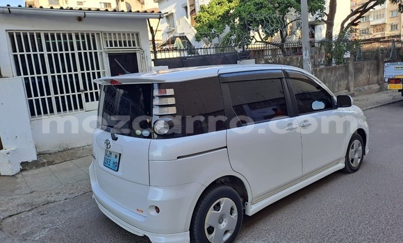 Comprar Usado Toyota Sienta Branco Carro em Maputo em Maputo Comprar Usado Toyota Sienta Branco Carro em Maputo em Maputo