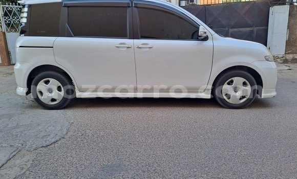 Comprar Usado Toyota Sienta Branco Carro em Maputo em Maputo Comprar Usado Toyota Sienta Branco Carro em Maputo em Maputo
