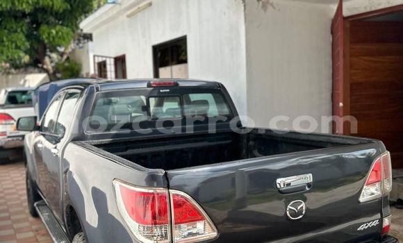Comprar Novo Mazda BT-50 Preto Carro em Maputo em Maputo Comprar Novo Mazda BT-50 Preto Carro em Maputo em Maputo
