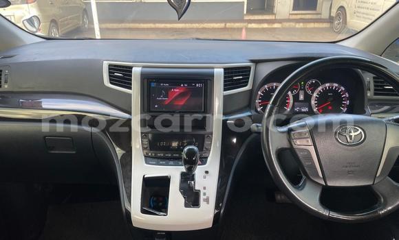 Nunua Ilio tumika Toyota Alphard Nyeupe Gari ndani ya Maputo nchini Maputo Nunua Ilio tumika Toyota Alphard Nyeupe Gari ndani ya Maputo nchini Maputo