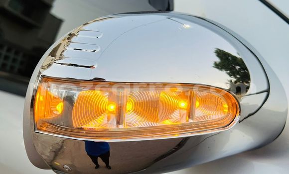 Comprar Usado Mercedes‒Benz ML-Class Prata Carro em Maputo em Maputo Comprar Usado Mercedes‒Benz ML-Class Prata Carro em Maputo em Maputo