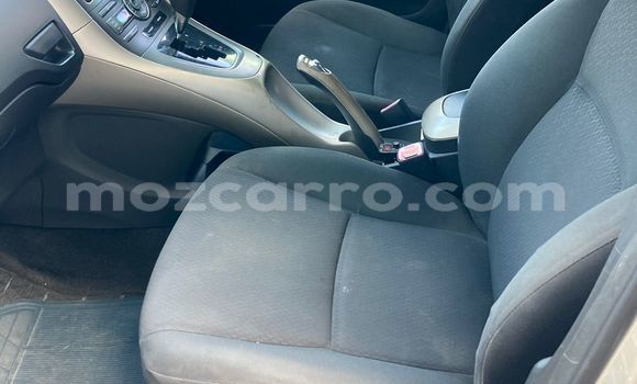 Nunua Ilio tumika Toyota Auris Fedha Gari ndani ya Maputo nchini Maputo Nunua Ilio tumika Toyota Auris Fedha Gari ndani ya Maputo nchini Maputo