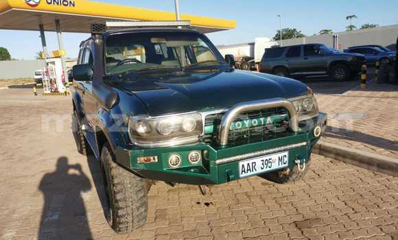 Buy Used Toyota Land Cruiser Green Car in Maputo in Maputo Buy Used Toyota Land Cruiser Green Car in Maputo in Maputo