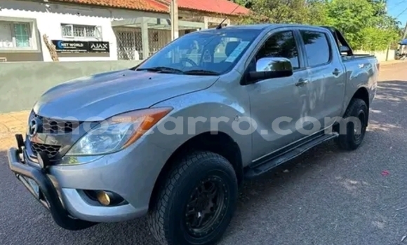 Tenga Tsaru Mazda BT-50 Zvimwe Mota in Maputo in Maputo Tenga Tsaru Mazda BT-50 Zvimwe Mota in Maputo in Maputo