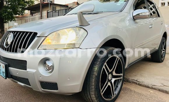 Comprar Usado Mercedes-Benz C-Classe Bege Carro em Maputo em Maputo Comprar Usado Mercedes-Benz C-Classe Bege Carro em Maputo em Maputo