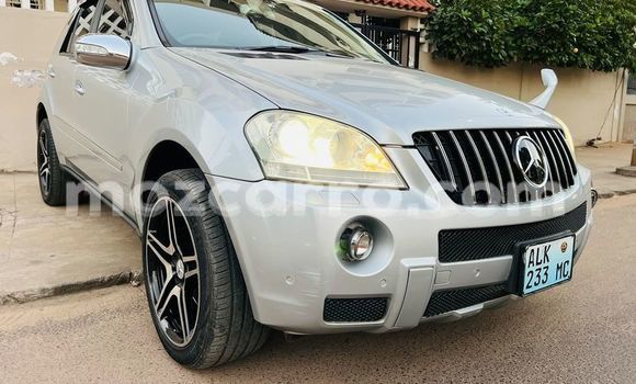 Comprar Usado Mercedes-Benz C-Classe Bege Carro em Maputo em Maputo Comprar Usado Mercedes-Benz C-Classe Bege Carro em Maputo em Maputo