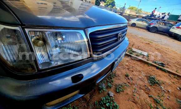 Tenga Tsaru Toyota Land Cruiser Girinhi Mota in Maputo in Maputo Tenga Tsaru Toyota Land Cruiser Girinhi Mota in Maputo in Maputo