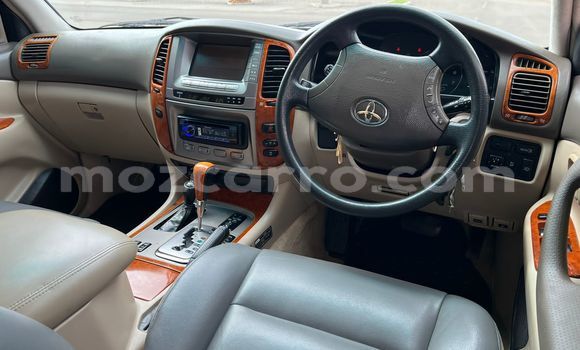 Comprar Usado Toyota Land Cruiser Prado Branco Carro em Maputo em Maputo Comprar Usado Toyota Land Cruiser Prado Branco Carro em Maputo em Maputo