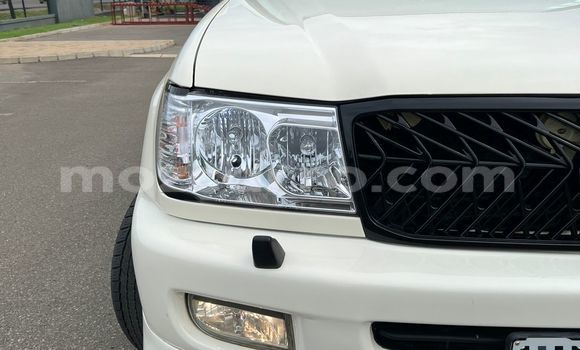 Comprar Usado Toyota Land Cruiser Prado Branco Carro em Maputo em Maputo Comprar Usado Toyota Land Cruiser Prado Branco Carro em Maputo em Maputo