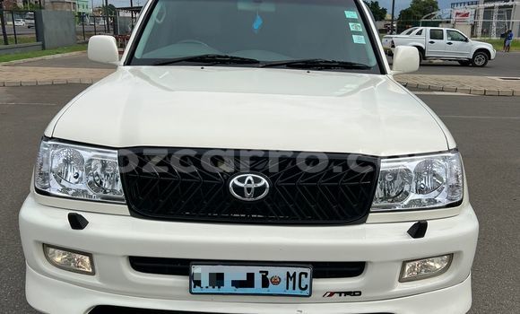 Comprar Usado Toyota Land Cruiser Prado Branco Carro em Maputo em Maputo Comprar Usado Toyota Land Cruiser Prado Branco Carro em Maputo em Maputo