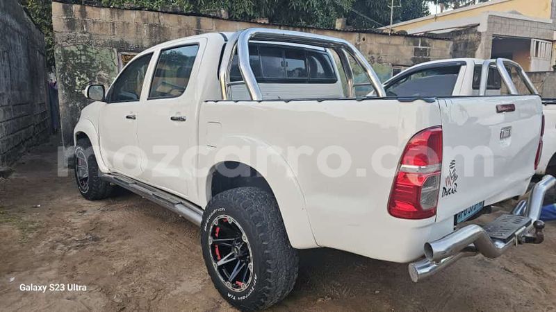 Big with watermark toyota hilux maputo maputo 23796