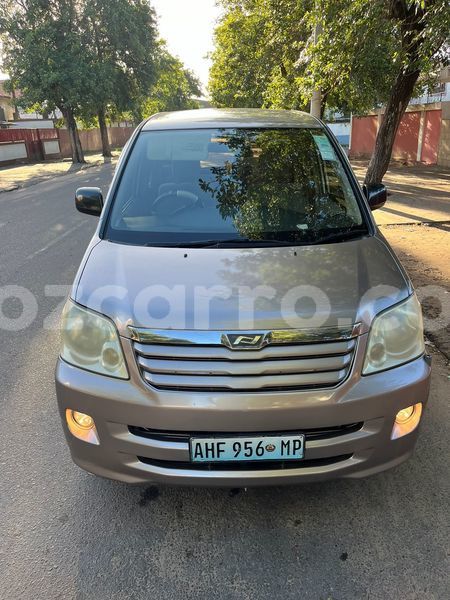 Big with watermark toyota noah maputo maputo 23806