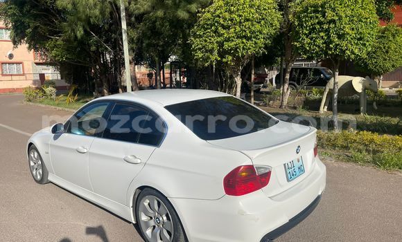 Buy Used BMW 3-Series White Car in Maputo in Maputo Buy Used BMW 3-Series White Car in Maputo in Maputo