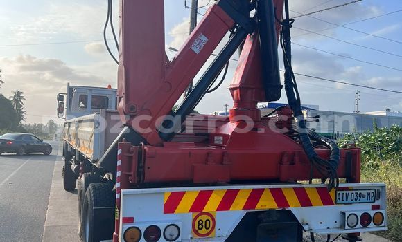 Tenga Tsaru Mercedes‒Benz 2628 Chena Rori in Maputo in Maputo
