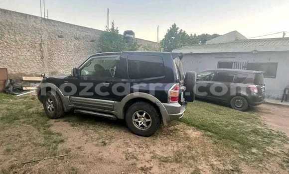 Buy Used Mitsubishi Pajero Blue Car in Maputo in Maputo Buy Used Mitsubishi Pajero Blue Car in Maputo in Maputo