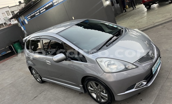 Comprar Usado Honda Fit De outros Carro em Moçambique em Nampula Comprar Usado Honda Fit De outros Carro em Moçambique em Nampula