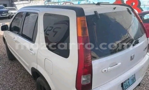 Nunua Ilio tumika Honda CR-V Nyeupe Gari ndani ya Maputo nchini Maputo Nunua Ilio tumika Honda CR-V Nyeupe Gari ndani ya Maputo nchini Maputo