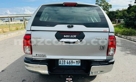 Buy Used Toyota Hilux Silver Car in Maputo in Maputo Buy Used Toyota Hilux Silver Car in Maputo in Maputo