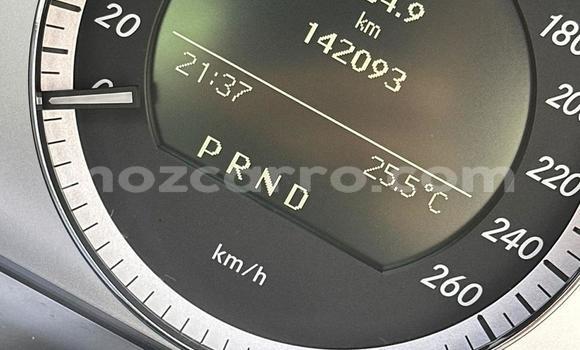 Tenga Tsaru Mercedes-Benz C-Classe Chena Mota in Maputo in Maputo Tenga Tsaru Mercedes-Benz C-Classe Chena Mota in Maputo in Maputo