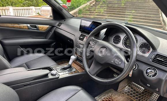 Tenga Tsaru Mercedes-Benz C-Classe Chena Mota in Maputo in Maputo Tenga Tsaru Mercedes-Benz C-Classe Chena Mota in Maputo in Maputo