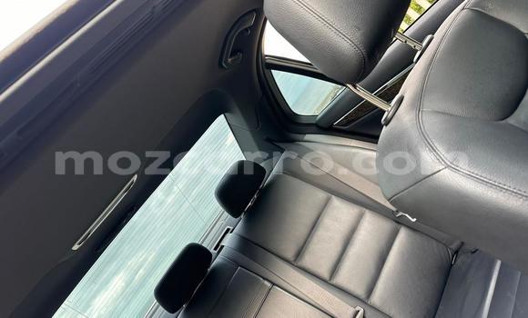 Tenga Tsaru Mercedes-Benz C-Classe Chena Mota in Maputo in Maputo Tenga Tsaru Mercedes-Benz C-Classe Chena Mota in Maputo in Maputo