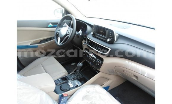 Comprar Importar Hyundai Tucson Branco Carro em Import - Dubai em Cabo Delgado Comprar Importar Hyundai Tucson Branco Carro em Import - Dubai em Cabo Delgado