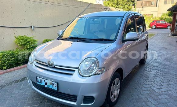 Tenga Tsaru Toyota Sienta Sirivha Mota in Maputo in Maputo Tenga Tsaru Toyota Sienta Sirivha Mota in Maputo in Maputo