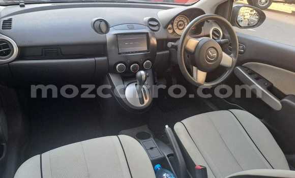 Comprar Usado Mazda Demio Azul Carro em Maputo em Maputo Comprar Usado Mazda Demio Azul Carro em Maputo em Maputo